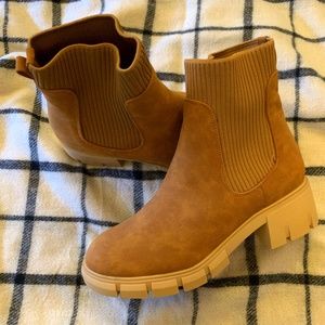 Tan Suede Chelsea Boots